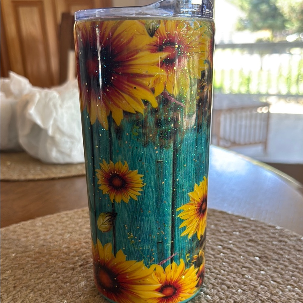 Sunflower Tumbler with Lid - Picture 4 of 5